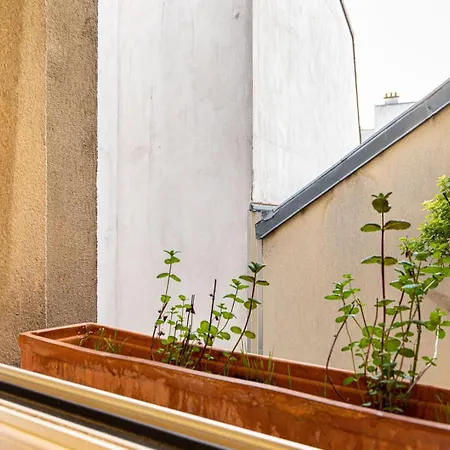 Guestready - Artful Abode In Heart Apartment